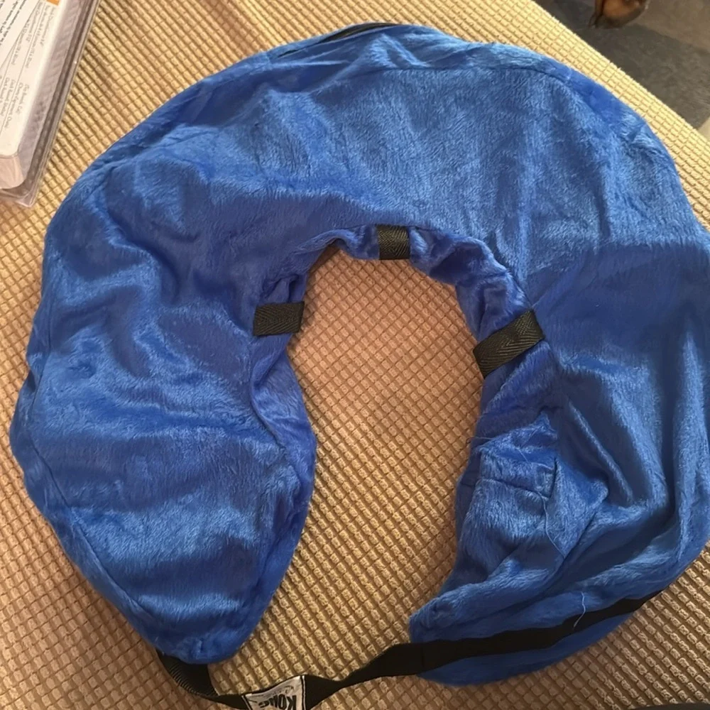 KONG Cloud Inflatable Protective Collar in Blue
